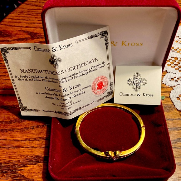 Camrose & Kross Jackie Kennedy JBK Bangle Bracelet in Original Box - Picture 2 of 9